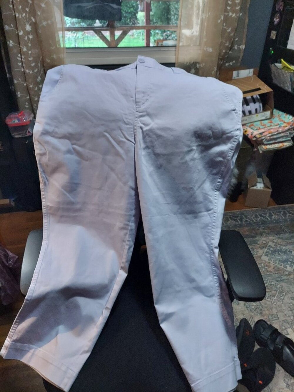 A New Day, Straight Crop pants/shorts in light purple/lavender, size 18,